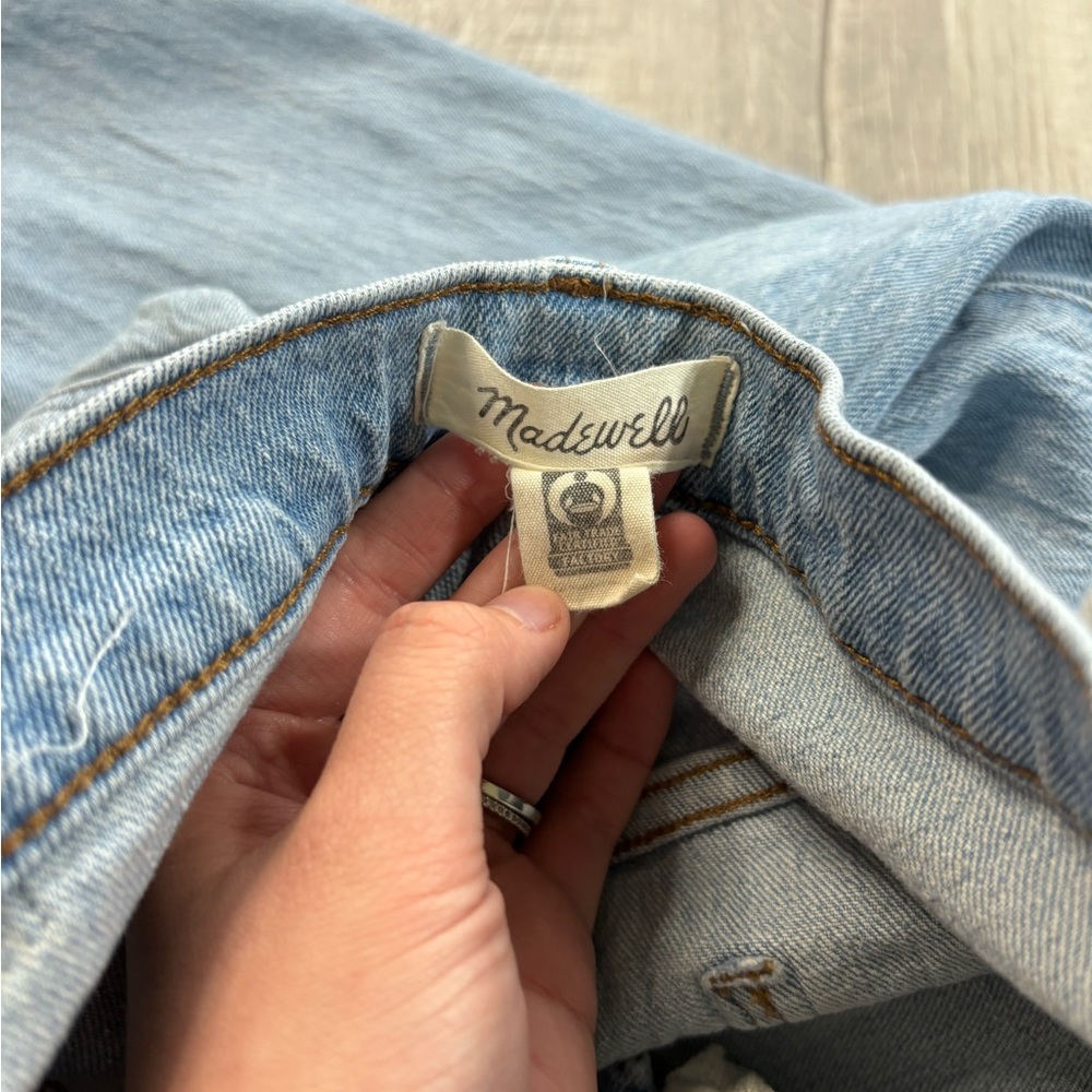 Madewell The High Rise Slim Crop BoyJean Size 32P - Picture 3 of 6